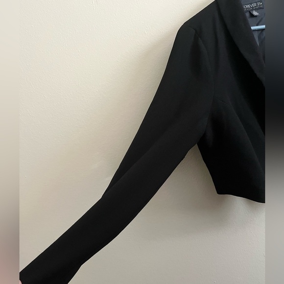 Black Blazer - Picture 2 of 6